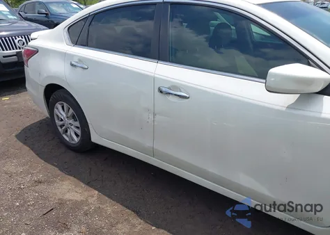 2014 Nissan Altima 2.5 S z USA, uszkodzony, nr VIN 1N4AL3AP8EC415782